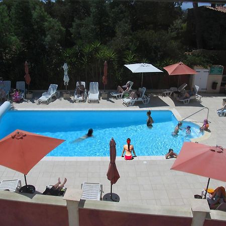 Hotel Et Studios Les Amandiers Saint-Raphaël Exteriör bild